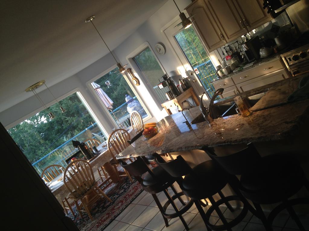 Eagle'S Nest B&B Lake Country Luaran gambar